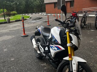 2017 BMW G 310 R, белый, 329000 рублей, вид 4