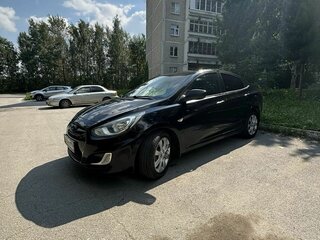 2014 Hyundai Solaris I, чёрный, 1060000 рублей, вид 2