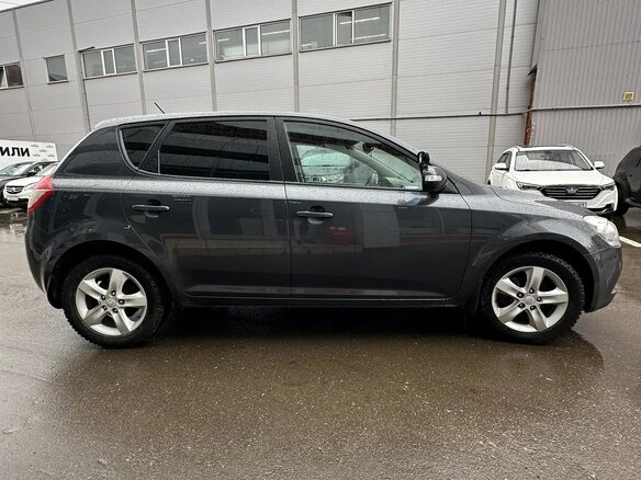 2010 Kia Ceed I Рестайлинг, серый, 595000 рублей - вид 3