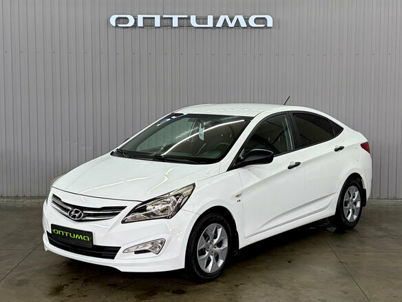 2015 Hyundai Solaris I Рестайлинг, белый, 1047000 рублей