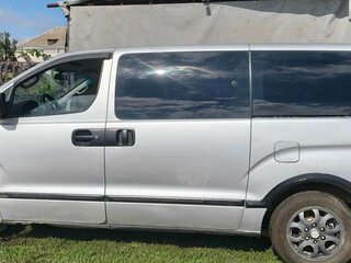 2008 Hyundai Grand Starex I, серый, 1050000 рублей, вид 4