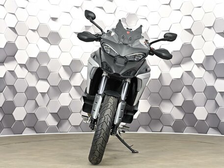 2023 Ducati Multistrada V4, серый, 2399000 рублей, вид 5