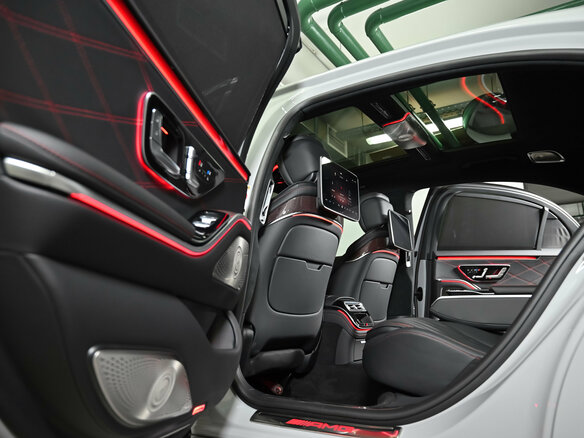 2024 Mercedes-Benz S-Класс AMG 63 e AMG Long IV (W223), серый, 30300000 рублей - вид 15