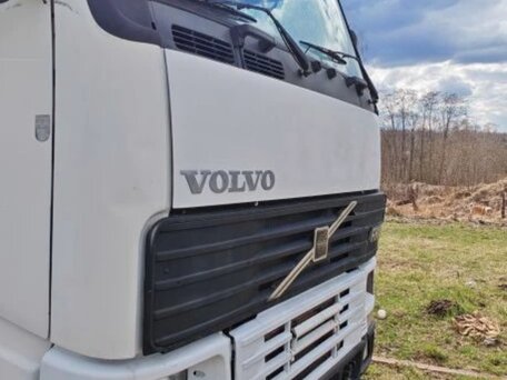 1999 Volvo FH, белый, 550000 рублей, вид 2