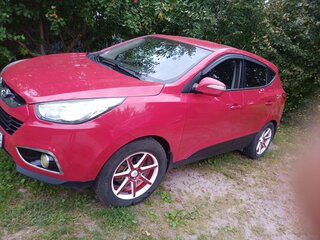 2013 Hyundai ix35 I, красный, 980000 рублей, вид 3