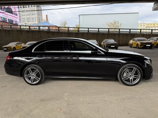 2020 Mercedes-Benz E-Класс 220 d V (W213, S213, C238) Рестайлинг, чёрный, 3200000 рублей, вид 4