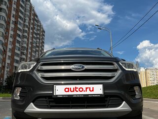 2017 Ford Kuga II Рестайлинг, серый, 1470000 рублей, вид 3