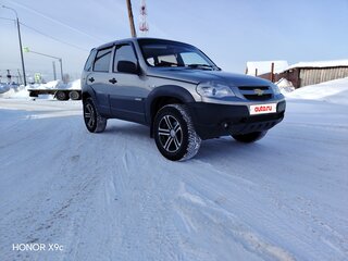 2013 Chevrolet Niva I Рестайлинг, серый, 450000 рублей, вид 3