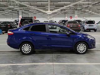 2016 Ford Fiesta Mk6 Рестайлинг, синий, 770000 рублей, вид 4