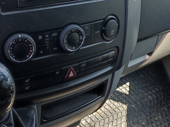2008 Volkswagen Crafter, белый, 1600000 рублей - вид 8
