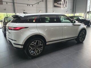 2025 Land Rover Range Rover Evoque L II Рестайлинг, белый, 5900000 рублей, вид 4