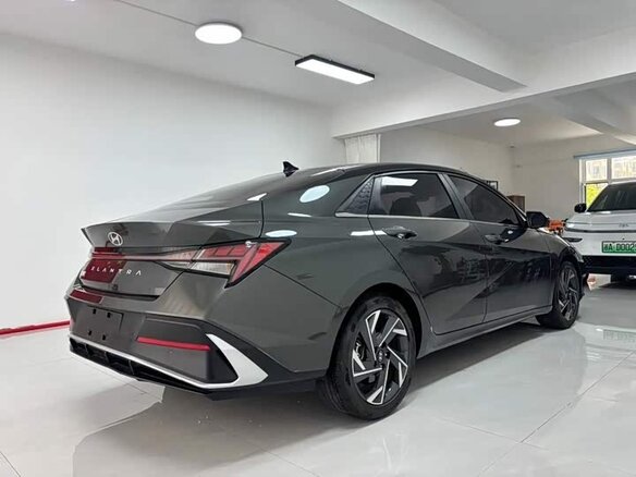 2023 Hyundai Elantra VII (CN7) Рестайлинг, серый, 1350000 рублей - вид 5
