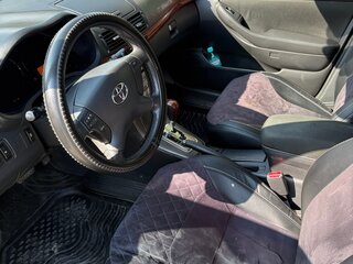 2007 Toyota Avensis II Рестайлинг, серебристый, 870000 рублей, вид 5