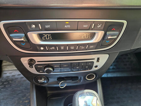 2014 Renault Megane III Рестайлинг 2, коричневый, вид 5