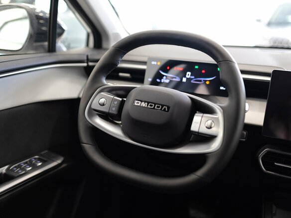 2026 Omoda C5 II, белый, 2349000 рублей - вид 9
