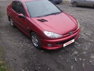 2008 Peugeot 206, красный, 175000 рублей, вид 4