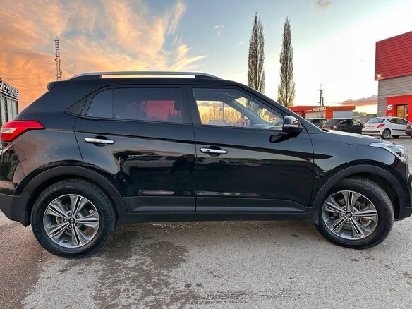 2017 Hyundai Creta I, чёрный, 1850000 рублей - вид 6