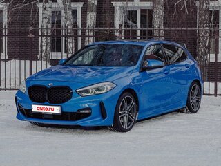 2021 BMW 1 серии 118d III (F40), синий, 3200000 рублей, вид 3
