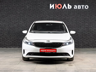2019 Kia Cerato III Рестайлинг (Classic), белый, 1450000 рублей, вид 2