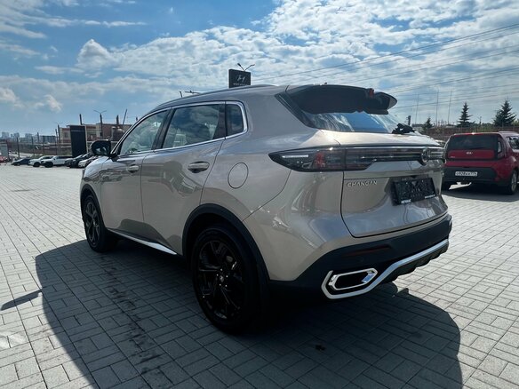 2026 Changan UNI-S I Рестайлинг, коричневый, 3249900 рублей - вид 7