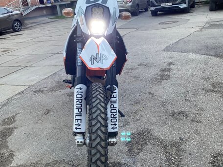 2013 KTM 690 Enduro R, оранжевый, 560000 рублей, вид 3