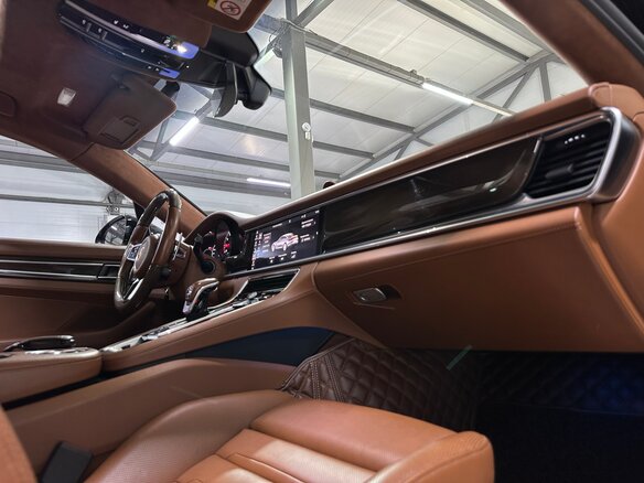 2017 Porsche Panamera 4S II, чёрный, 5850000 рублей - вид 21