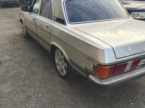 2005 ГАЗ 3102 «Волга», серебристый, 180000 рублей - вид 3