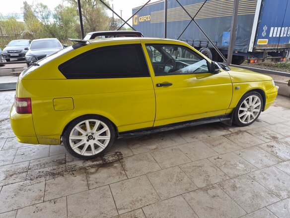 2007 Lada (ВАЗ) 2112, жёлтый - вид 3