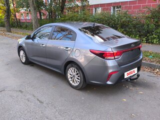 2020 Kia Rio IV, серый, 1650000 рублей, вид 4