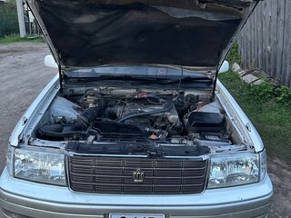 1998 Toyota Crown X (S150), серебристый, 379999 рублей, вид 3