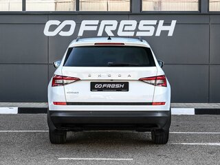 2021 Skoda Kodiaq I, белый, 2649000 рублей, вид 4