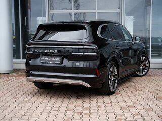 2026 Zeekr 8X 70 kWh, чёрный, 11899900 рублей, вид 3