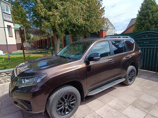 2020 Toyota Land Cruiser Prado 150 Series Рестайлинг 3, коричневый, 5250000 рублей, вид 4
