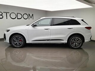 2025 Audi Q5 L III (GU), белый, 6500000 рублей, вид 2