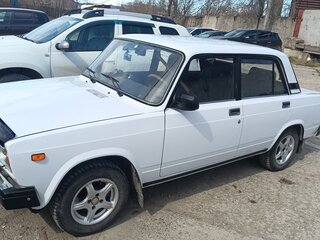 2004 Lada (ВАЗ) 2107, белый, 300000 рублей, вид 1