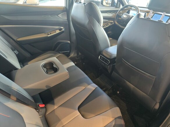 2026 Geely Cityray, серебристый, 3384990 рублей - вид 16