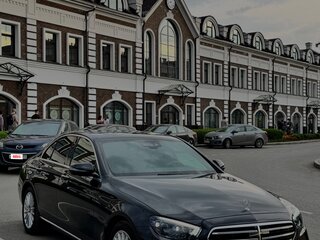 2021 Mercedes-Benz E-Класс 250 V (W213, S213, C238) Рестайлинг, серый, 5790000 рублей, вид 5