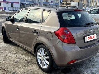 2008 Kia Ceed I, бежевый, 380000 рублей, вид 5