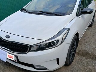 2018 Kia Cerato III Рестайлинг (Classic), белый, 1600000 рублей, вид 1