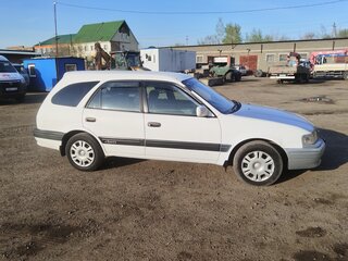 2000 Toyota Sprinter Carib III, белый, 330000 рублей, вид 3