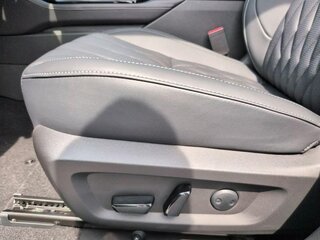 2026 Mitsubishi Outlander IV Рестайлинг, серый, 6880006 рублей, вид 5