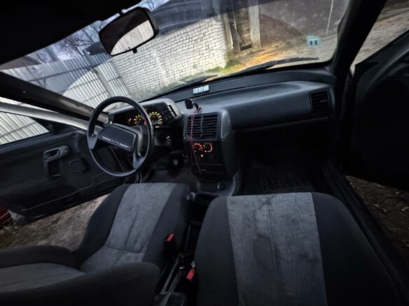 2002 Lada (ВАЗ) 2110, серебристый, 80000 рублей - вид 6