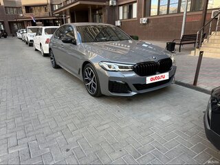 2020 BMW 5 серии 530d xDrive VII (G30/G31/G38) Рестайлинг, серый, 6390000 рублей, вид 1