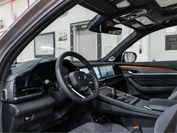 2026 Geely Monjaro I Рестайлинг, серебристый, 5507255 рублей - вид 9