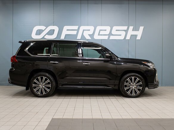 2018 Lexus LX 570 III Рестайлинг 2, чёрный, 9400000 рублей - вид 4