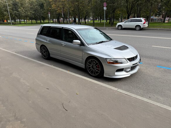 2001 Mitsubishi Lancer Cedia IX, серебристый - вид 3