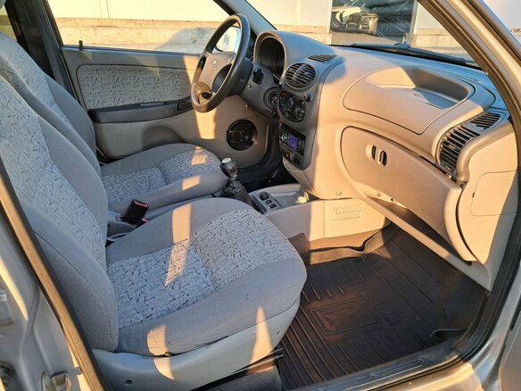2007 Lada (ВАЗ) Kalina I, серый, 115000 рублей - вид 11