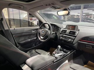 2017 BMW 1 серии 118i II (F20/F21) Рестайлинг, белый, 1670000 рублей, вид 4
