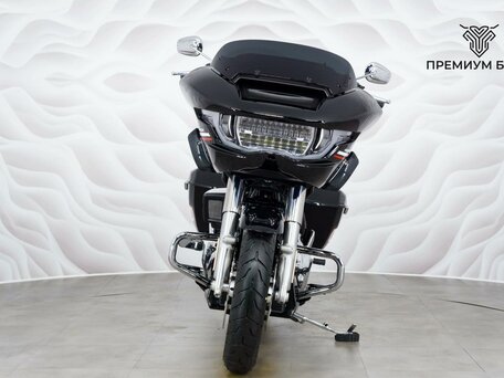 2024 Harley-Davidson Road Glide, чёрный, 2999000 рублей, вид 4