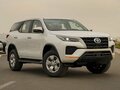 2025 Toyota Fortuner II Рестайлинг, белый, 5000000 рублей - вид 2